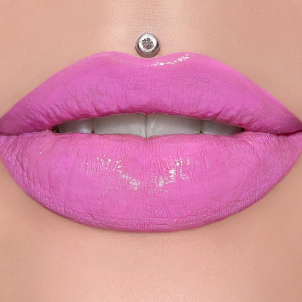 jeffree star supreme gloss shade queen supreme
